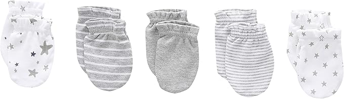 Kiddiezoom Unisex Baby Layette Essentials Giftset Clothing Set 19-Piece For Newborn Baby
